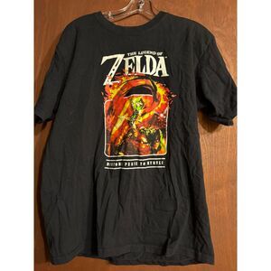 Legend of Zelda. Size L. Short sleeve t-shirt. Black.